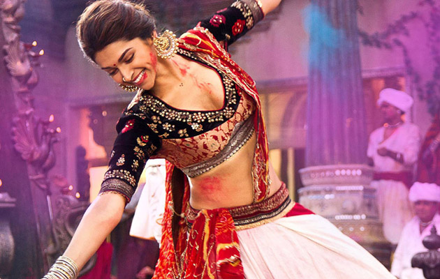 Ultimate Hindi Navratri Songs Playlist For Your Garba Party