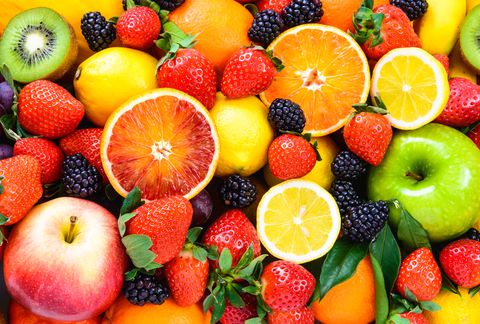 11 Healthiest Low Sugar Fruits You Can Eat