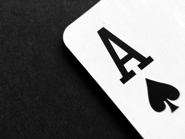 How to Read your Opponent in Online Poker?
